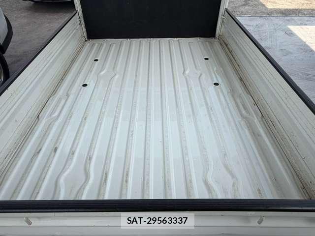 Mitsubishi MINICAB TRUCK 2014-02 8379905-14