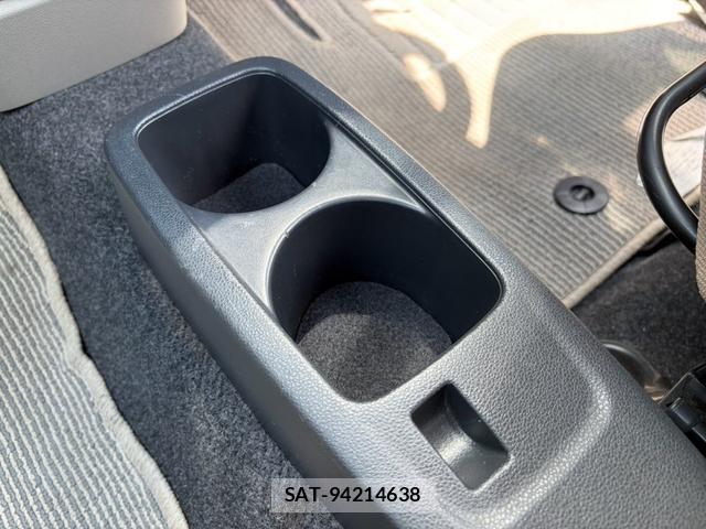 Daihatsu MIRA 2011-11 8380308-19
