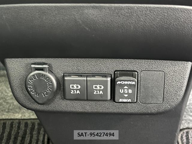 Daihatsu MIRA 2018-10 8379176-17