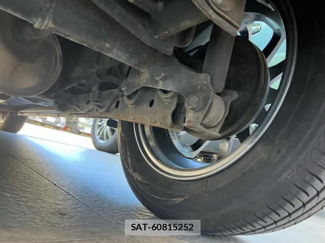 Daihatsu MOVE 2015-08 8378936-9