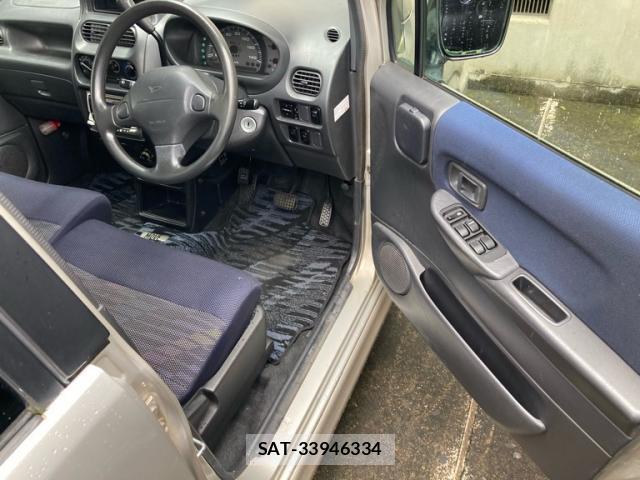 Daihatsu MOVE 2001-05 8379884-9