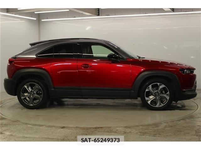 Mazda MX-30 2022-02 8380071-3