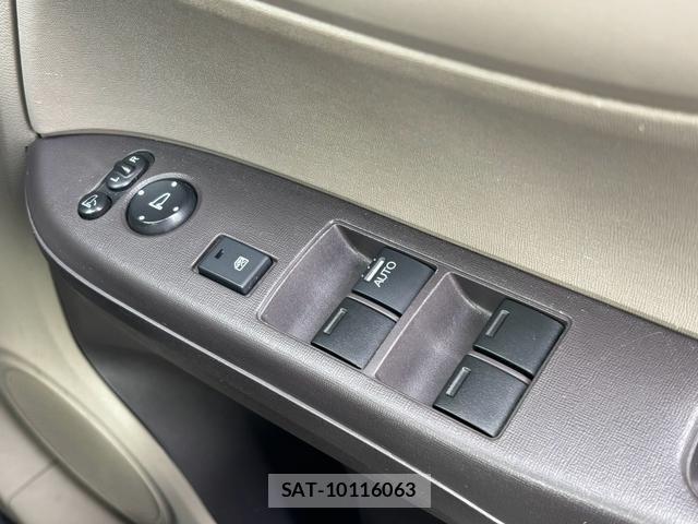 Honda N-ONE 2015-04 8379510-19