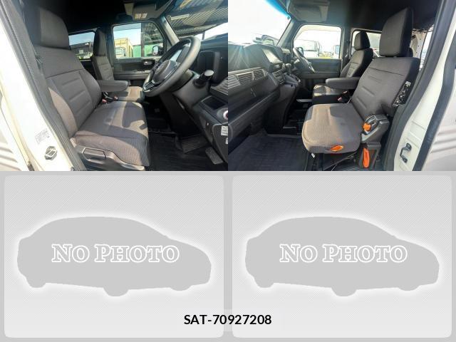 Honda N-VAN 2020-09 8379830-5