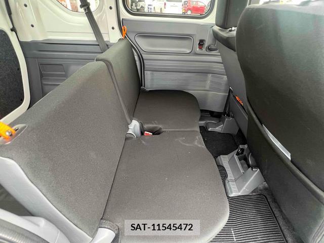 Honda N-VAN 2019-05 8378660-4