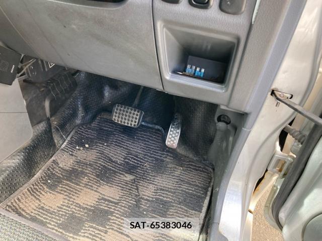 Daihatsu NAKED 2001-07 8379096-16
