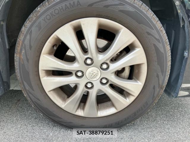Toyota NOAH 2014-07 8378550-3
