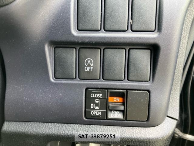 Toyota NOAH 2014-07 8378550-9