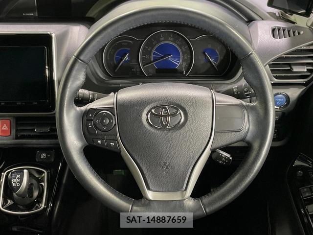 Toyota NOAH 2021-03 8378634-11