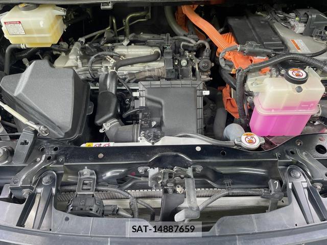 Toyota NOAH 2021-03 8378634-18