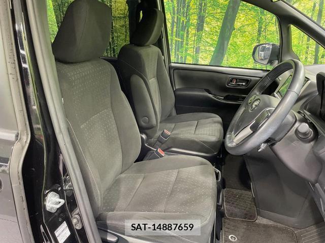 Toyota NOAH 2021-03 8378634-7