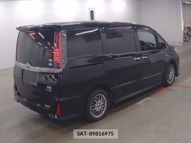 Toyota NOAH 2019-07 8378774-1