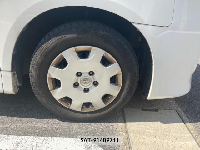 Toyota NOAH 2011-03 8378934-12