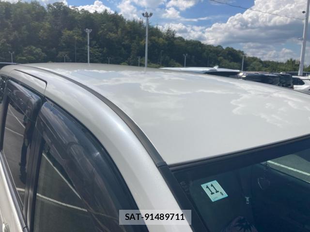 Toyota NOAH 2011-03 8378934-13