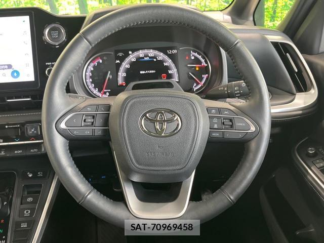 Toyota NOAH 2023-04 8378940-11