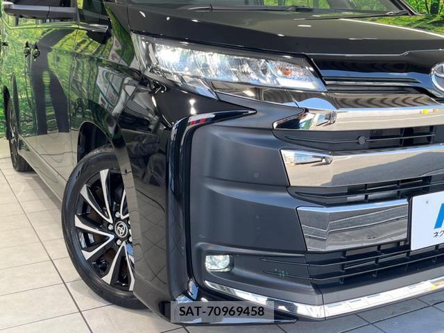 Toyota NOAH 2023-04 8378940-12