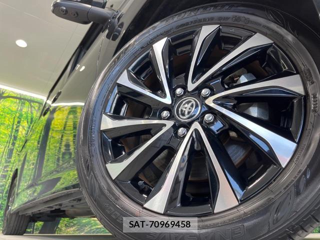 Toyota NOAH 2023-04 8378940-13