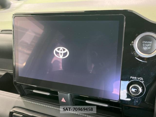 Toyota NOAH 2023-04 8378940-3