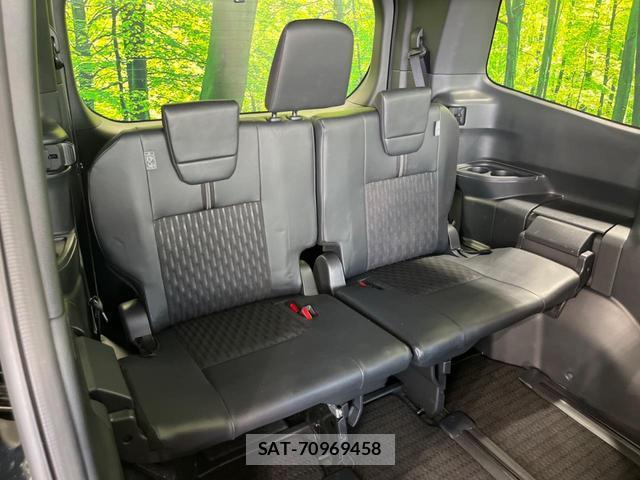 Toyota NOAH 2023-04 8378940-9
