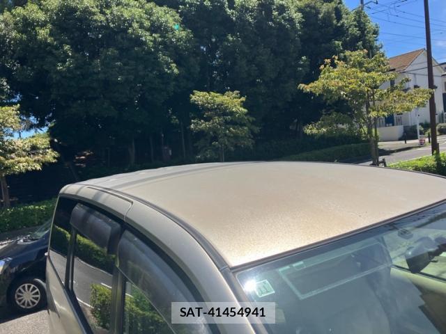 Toyota NOAH 2005-12 8378945-12