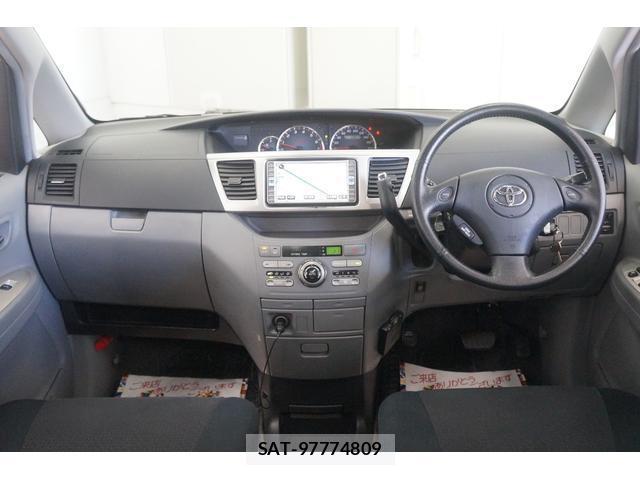 Toyota NOAH 2006-02 8379157-13