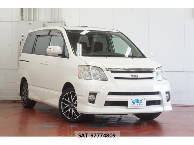 Toyota NOAH 2006-02 8379157-2
