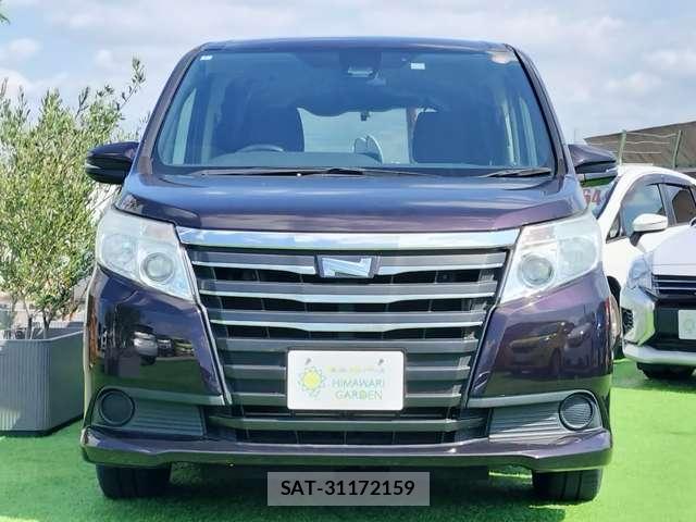 Toyota NOAH 2016-06 8379215-17