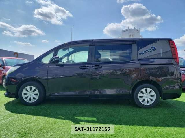 Toyota NOAH 2016-06 8379215-18