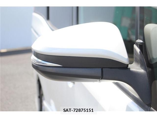 Toyota NOAH 2017-12 8379658-15