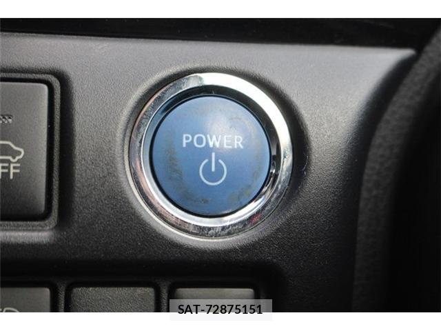 Toyota NOAH 2017-12 8379658-5