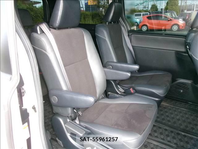 Toyota NOAH 2020-05 8379776-14