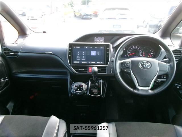 Toyota NOAH 2020-05 8379776-2