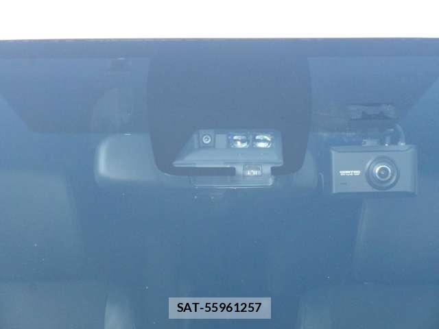 Toyota NOAH 2020-05 8379776-8