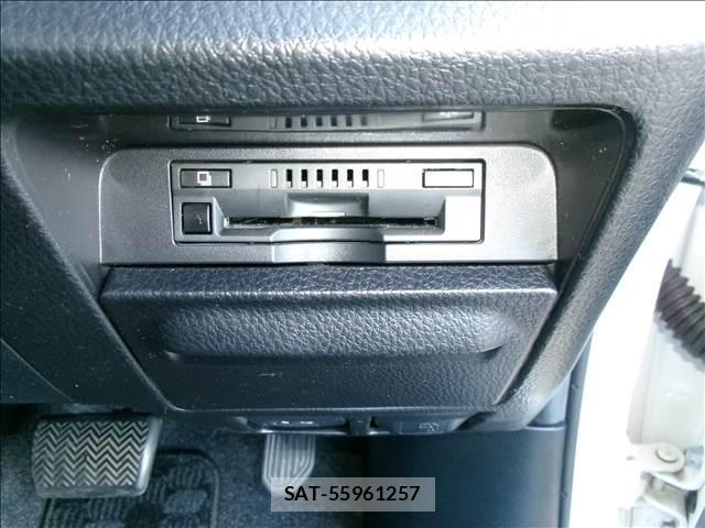 Toyota NOAH 2020-05 8379776-9