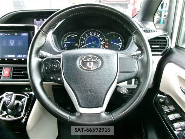 Toyota NOAH 2019-08 8379780-15