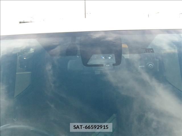 Toyota NOAH 2019-08 8379780-6
