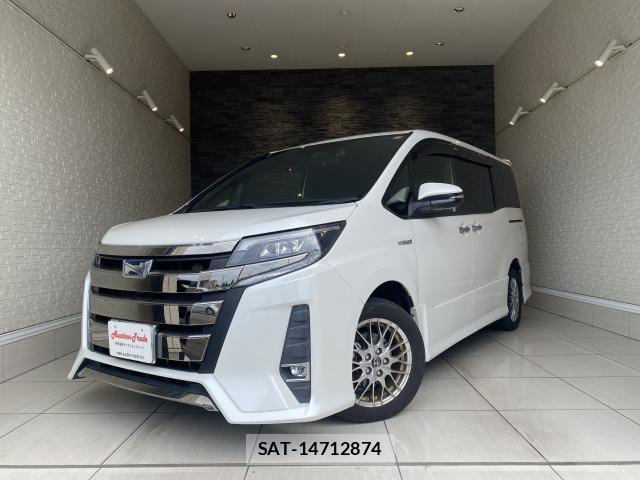 Toyota NOAH 2018-11 8379882-0