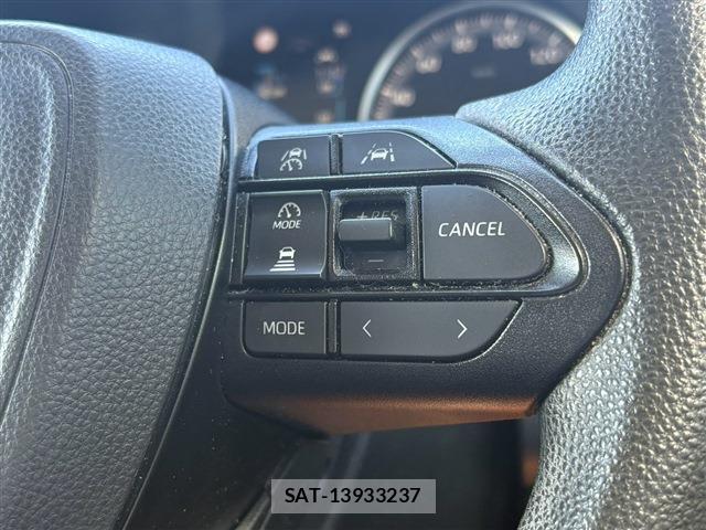 Toyota NOAH 2023-07 8379908-7