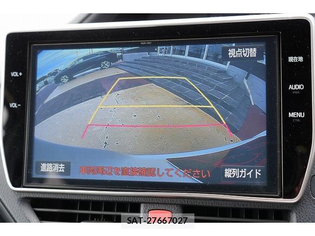 Toyota NOAH 2017-12 8379922-6