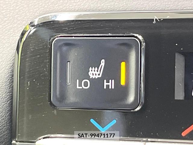 Toyota NOAH 2026-02 8380136-6