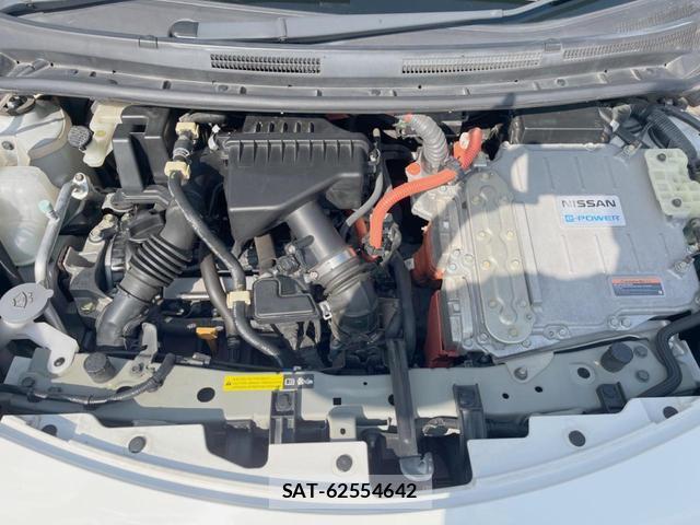 Nissan NOTE 2017-02 8378610-17