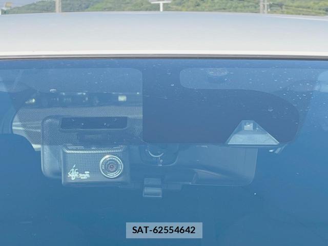 Nissan NOTE 2017-02 8378610-2