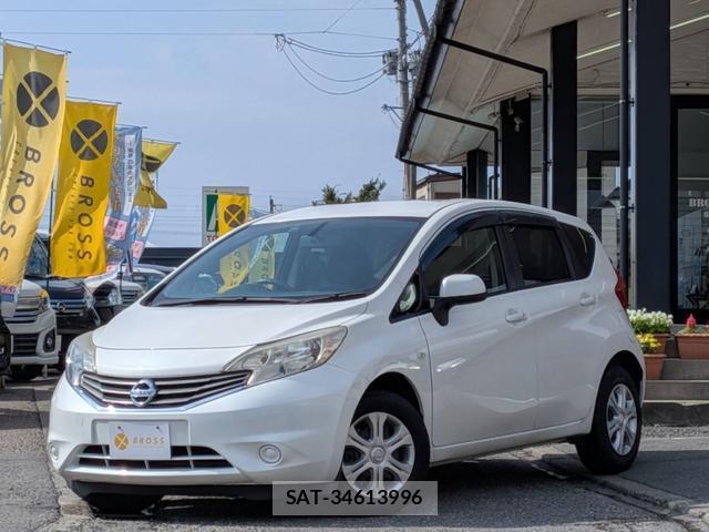 Nissan NOTE 2013-11 8379280-0