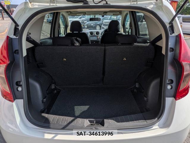 Nissan NOTE 2013-11 8379280-11