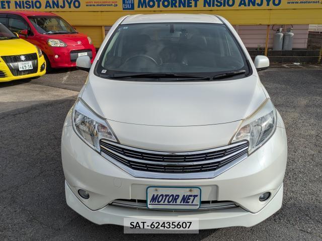 Nissan NOTE 2013-08 8379872-12