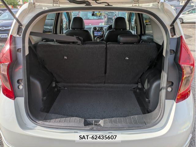 Nissan NOTE 2013-08 8379872-15