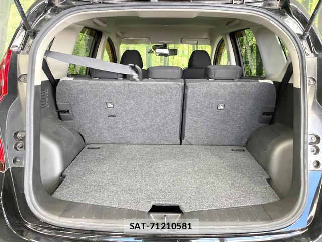 Nissan NOTE 2017-07 8379937-9