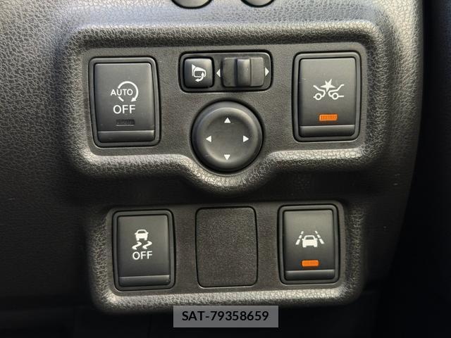 Nissan NOTE 2016-04 8379951-6