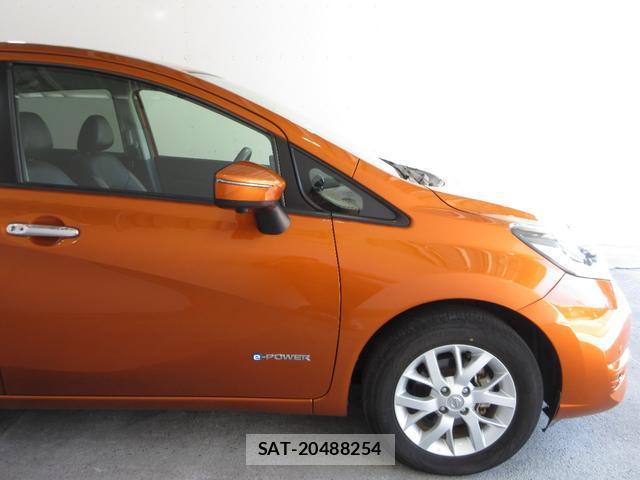 Nissan NOTE 2017-07 8380059-10