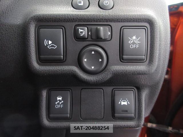 Nissan NOTE 2017-07 8380059-3